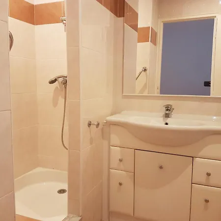 Climatise 2/3 Pers. - Proche Plage, Centre-ville, Wi-fi Gratuit - Fr-1-466a-19 Saint-Raphael (Var)