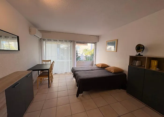 Climatise 2/3 Pers. - Proche Plage, Centre-ville, Wi-fi Gratuit - Fr-1-466a-19 * Saint-Raphaël